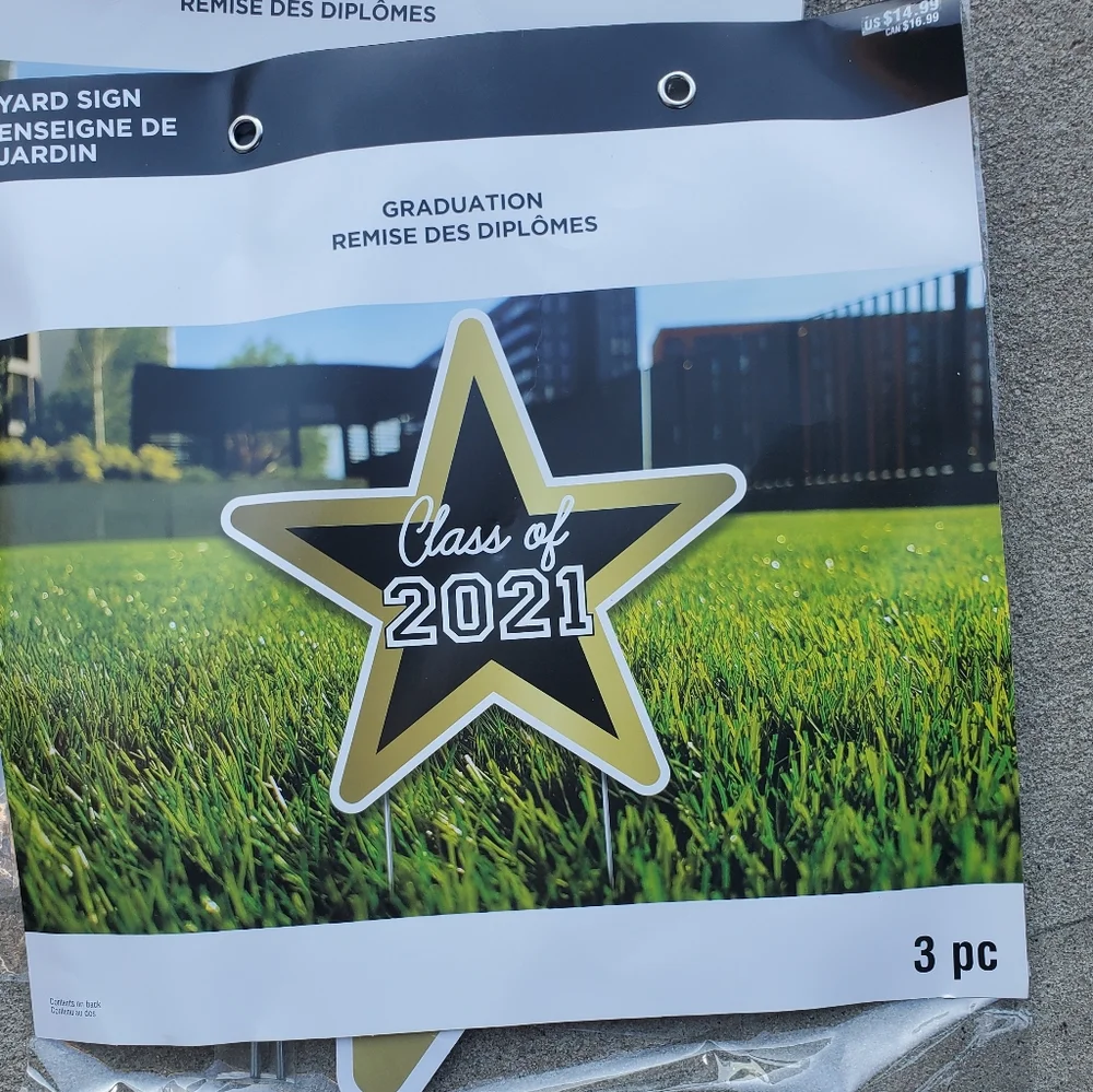 2021 GRADUATION YARD SIGN